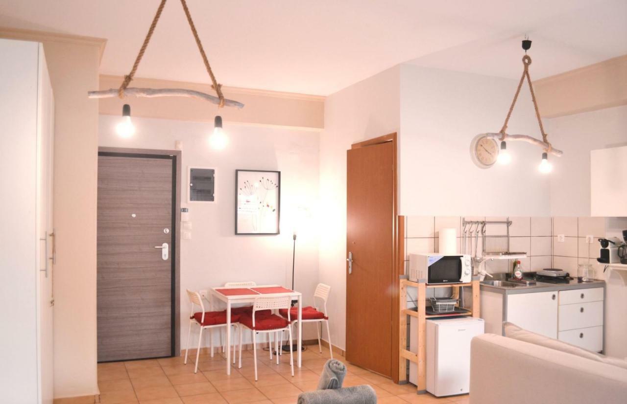 Athens Modern Minimalistic Sunny Studio With Balcony Διαμέρισμα Εξωτερικό φωτογραφία